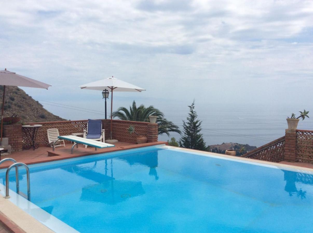 Luxury Suite Terrazze E Vista Mare Taormina Luaran gambar