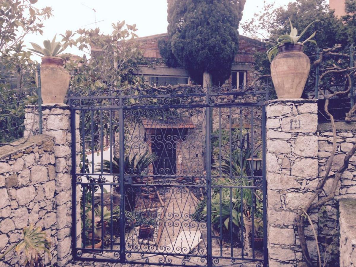 Luxury Suite Terrazze E Vista Mare Taormina Luaran gambar