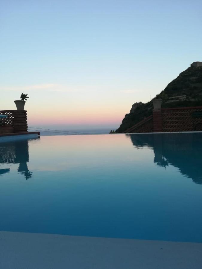 Luxury Suite Terrazze E Vista Mare Taormina Luaran gambar